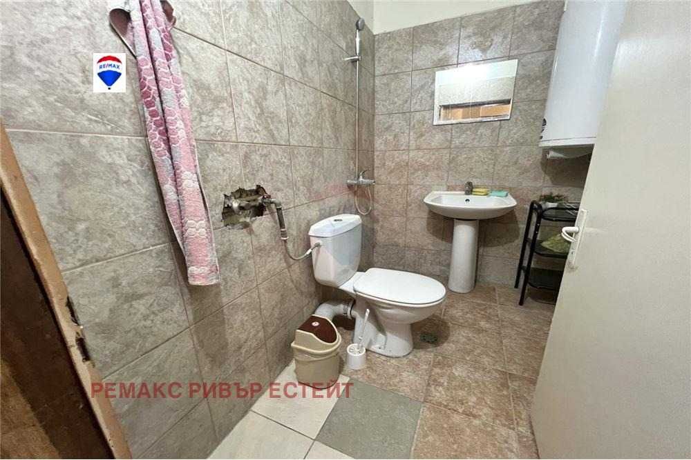 Продава се Промишлена сграда в с. Иваново, Област Русе - 480 кв.м за 194 €/кв.м - Снимка #16