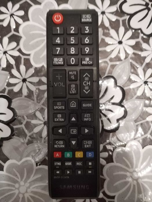 Телевизор Самсунг UE50KU6072U