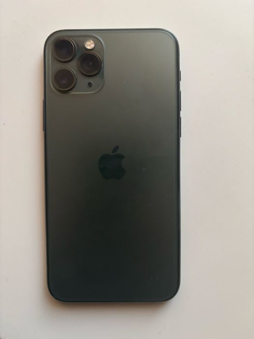 iPhone 11 Pro 64 GB cu Adaptor 10W USB Power