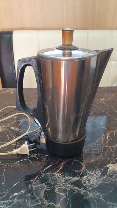 Продам чайник электрический