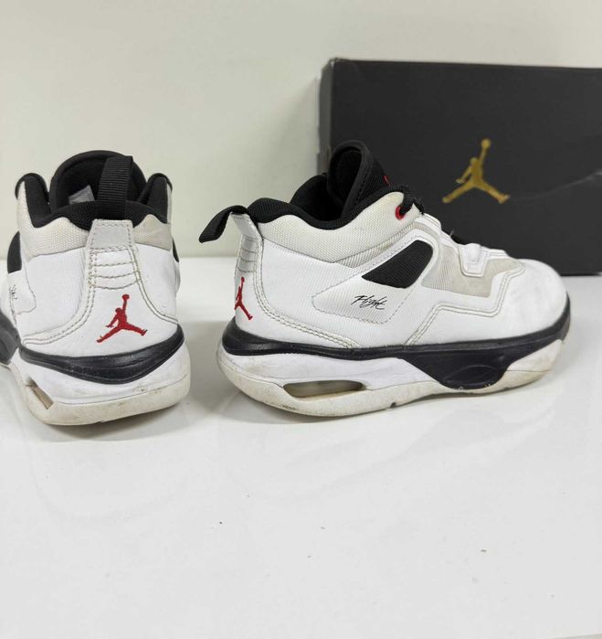 Nike Jordan Stay Loyal 3