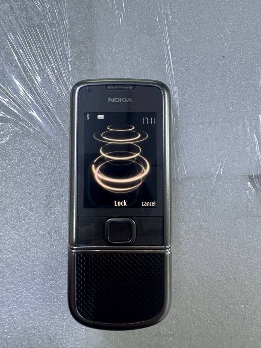 Nokia 8800 holati yaxshi radnoy korpis