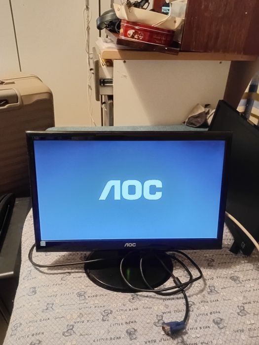 Монитор LOC VGA.