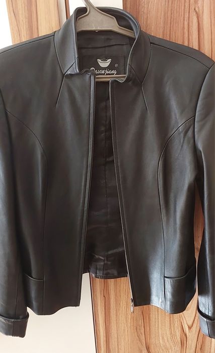 Кожаная куртка корейского производства .Натуральная .