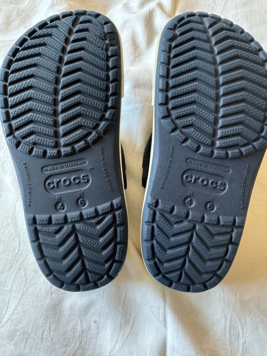 Доста запазени чехли на Крокс(Crocs), номер 36