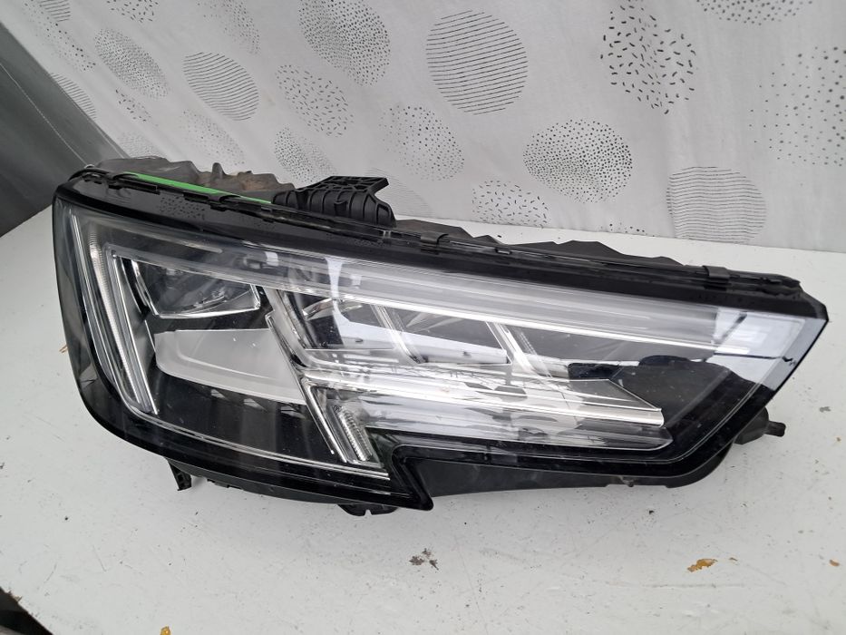 Фар Audi A4 B9 Matrix Led