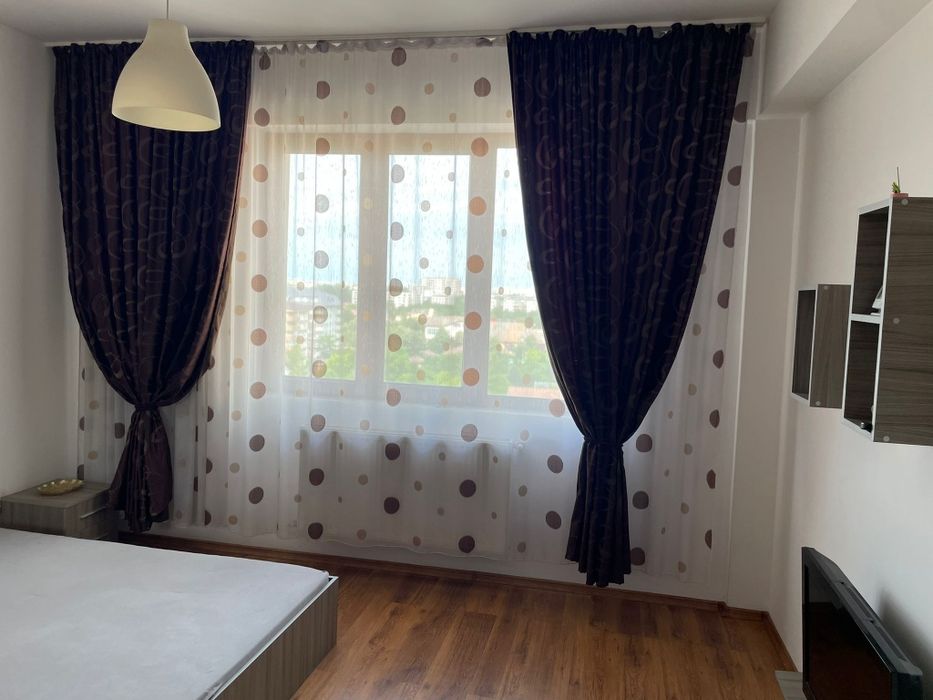 Cartierul latin 3 camere mobilat complet