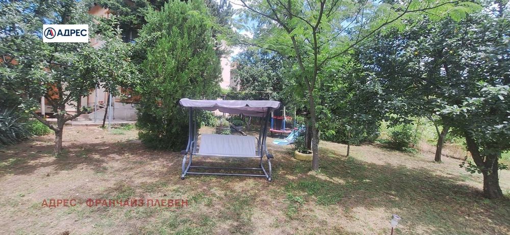 Продава се Къща в с. Николаево, Област Плевен - 196 кв.м за 256 €/кв.м - Снимка #4