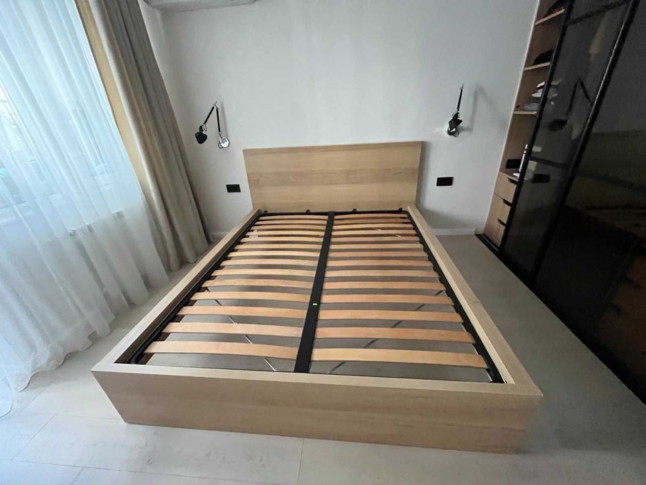 Спалня 176x209  с подматрачна рамка