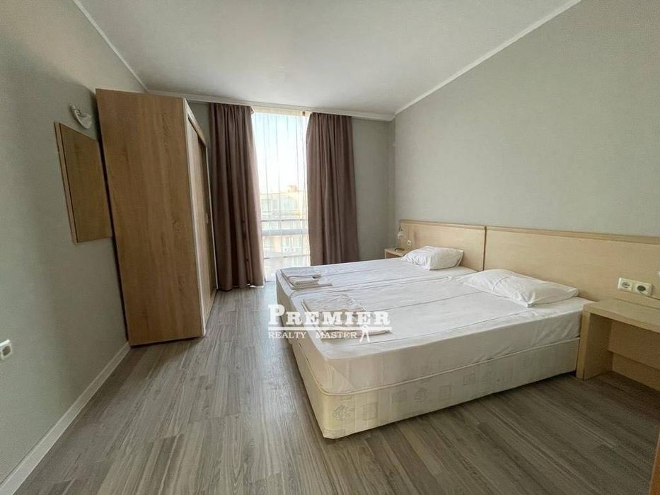 Продава се Двустаен апартамент в к.к. Слънчев бряг - 76 кв.м за 1106 €/кв.м - Снимка #3