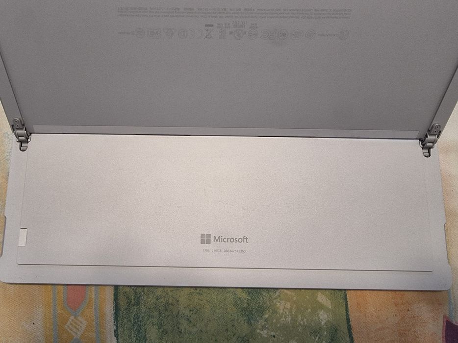 Microsoft surface pro 5
