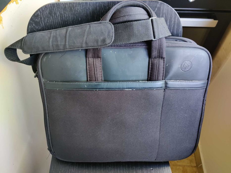 Продавам чанта за лаптоп „НР“