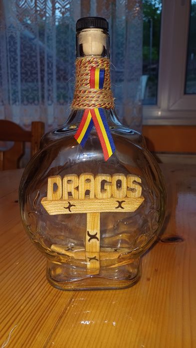 Sticle diferite cu nume sau alte modele din lemn