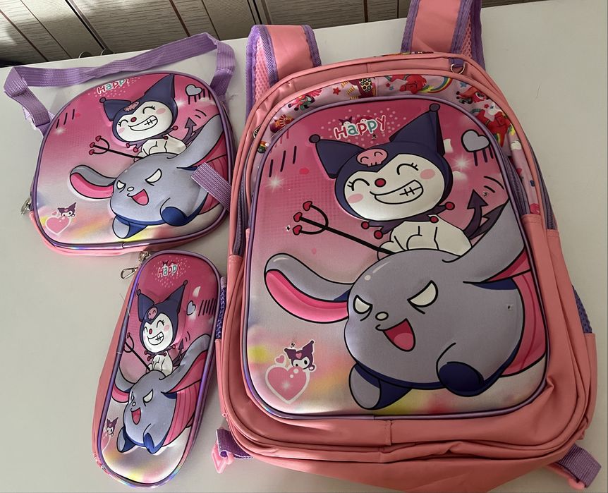Школьгый рюкзак доя девочки