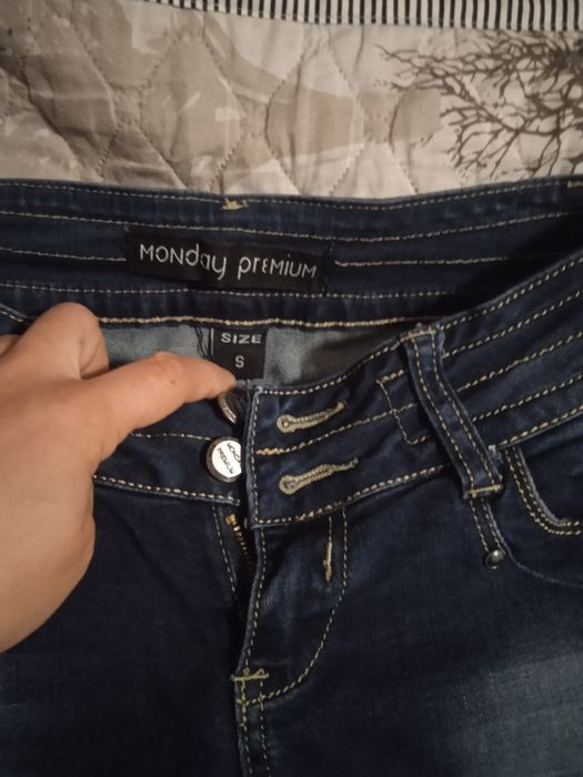 Джинс иштон сотилади