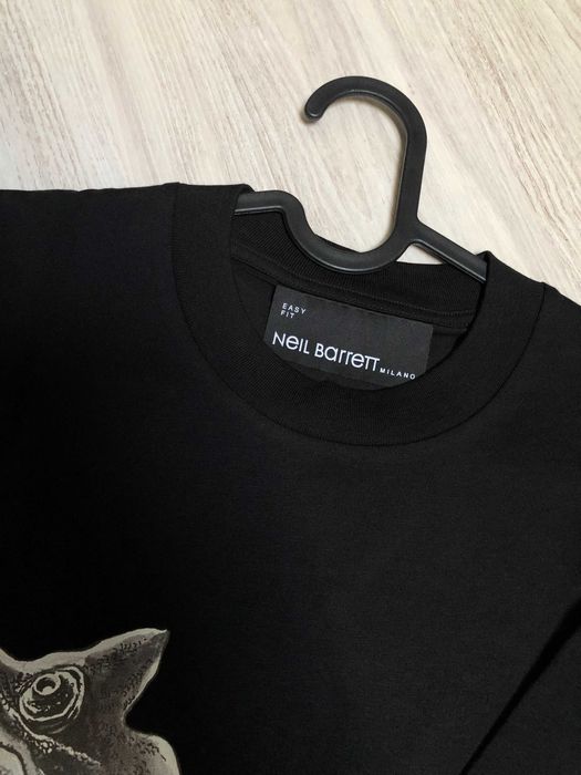 Neil Barrett tricou S-M italy, original, retail 326 euro