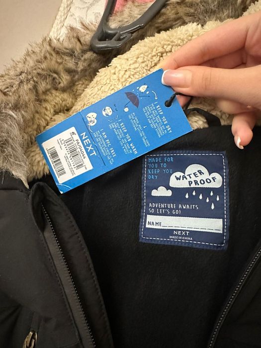 Продам комбинезон  зима на мальчика.