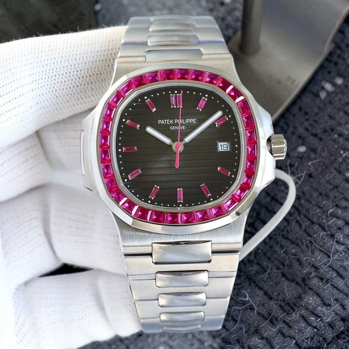 Мъжки Patek Philippe Nautilus Ruby Bezel с автоматичен механизъм