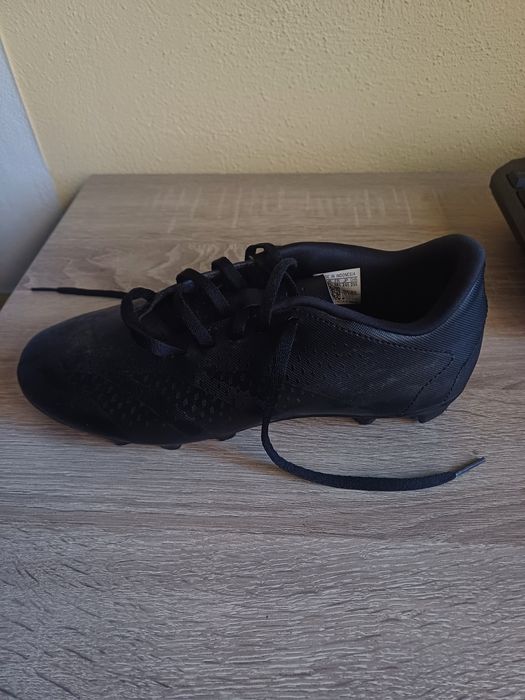 Футболни обувки Adidas Predator