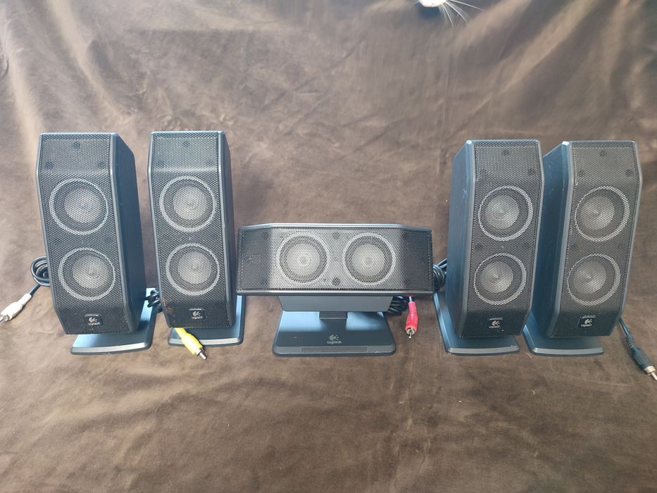 Sistem Audio 5.1 Logitech X-540 - 70W RMS (Stare Excelentă, Sunet Surround)