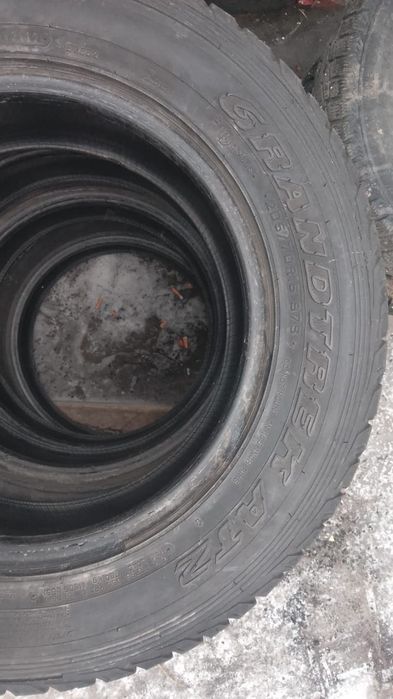 Продам шины на 16