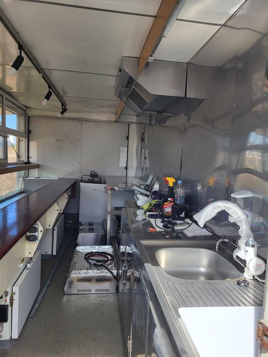 Remorca Fast-Food BORCO-HOEHNS – 2.000 Kg
