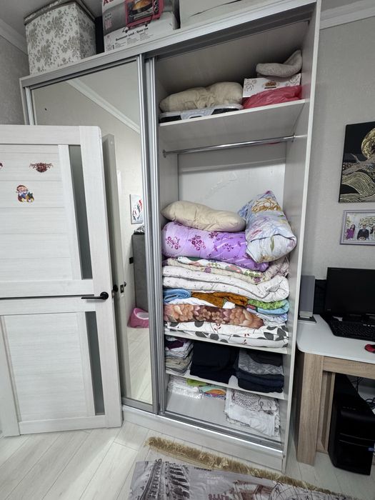 Продам шкаф-купе.