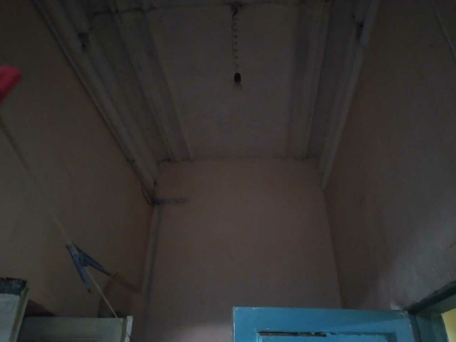 Ikkixonali uy sotiladi. Manzil Fargʼona viloyati Fargʼona tumani.