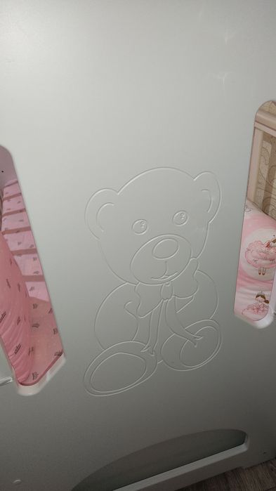 Детская кроватка