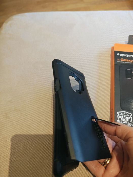 Spigen калъф за Samsung Galaxy S9