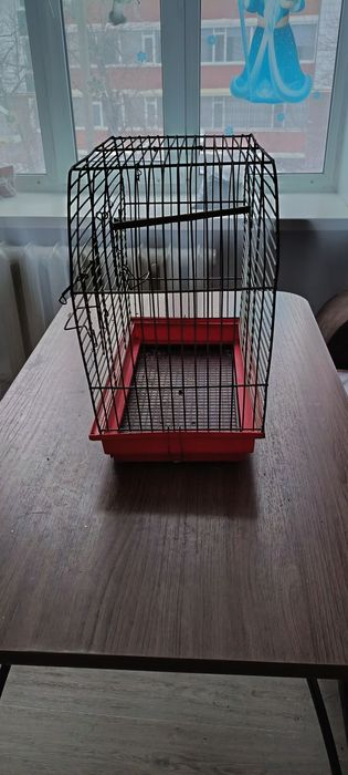 Продам клетку для птиц.