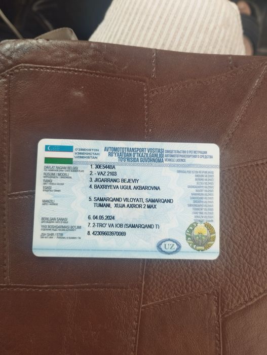 Vaz 2103 06 kilingan 15 milon kelishamiz