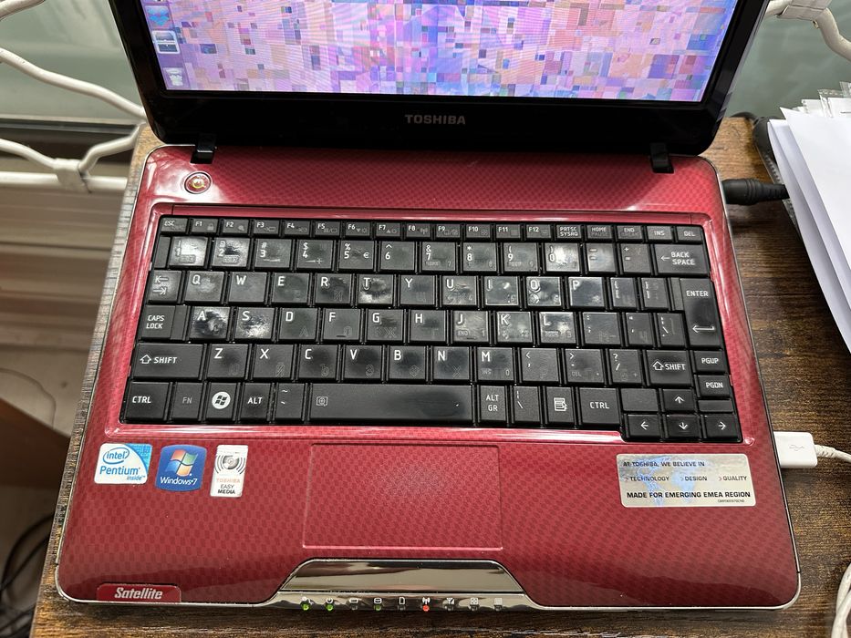 Лаптоп Toshiba Satellite T110 10N
