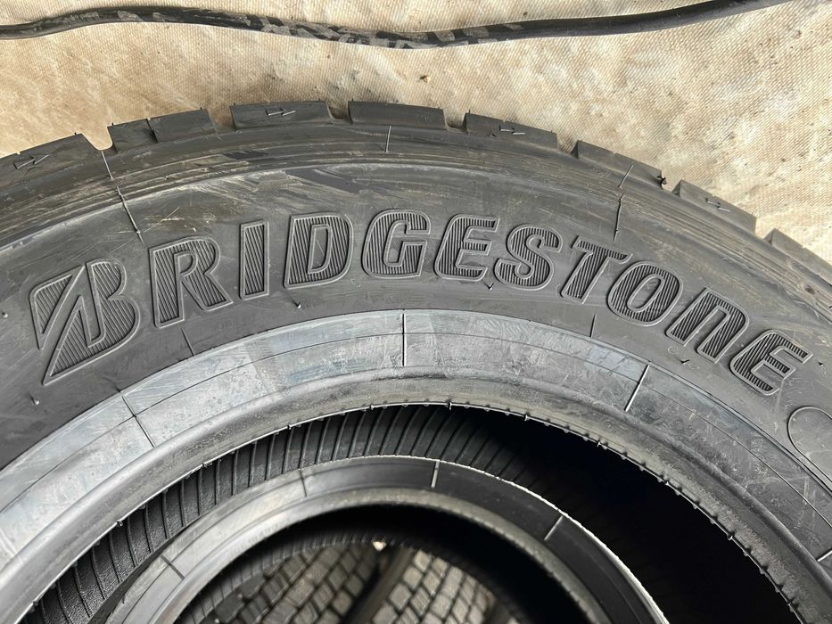 2 Нови товарни гуми 225/75R17.5 Bridgestone R-Drive 002 129/127M M+S