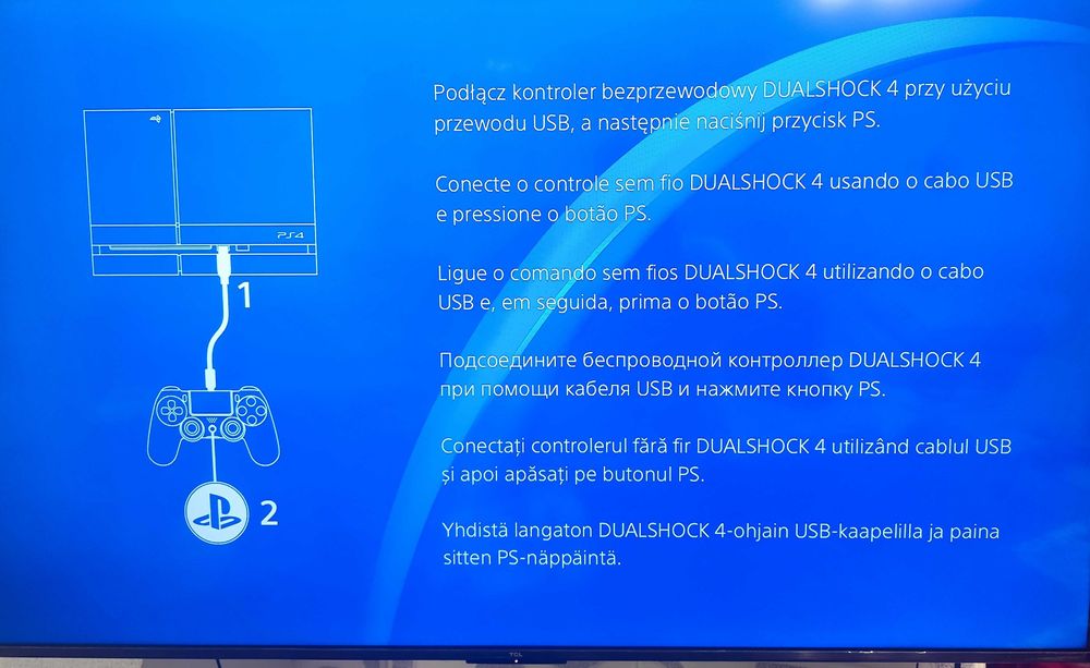 PlayStation4 CUH‑1216A 500GB+ 2 джойстика + 8 игри – Отлично състояние