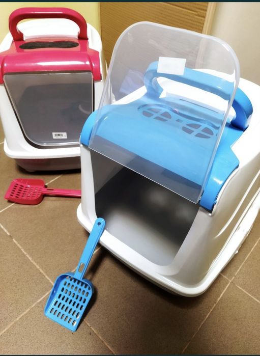 Закрита тоалетна за котка