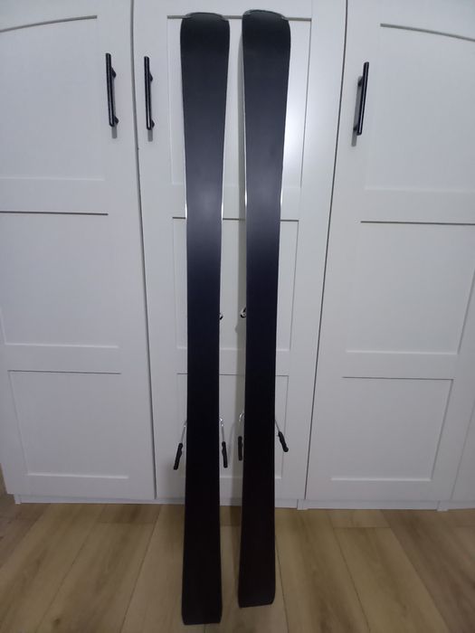 Schiuri Atomic Cloud 11, 143cm  lungime