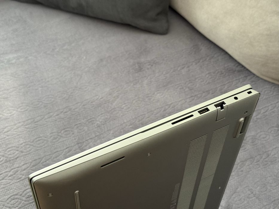 16’FHD+IPS/i7-1360p/Dell Vostro 5630/16GB DDR5/512GB SSD/Гаранция