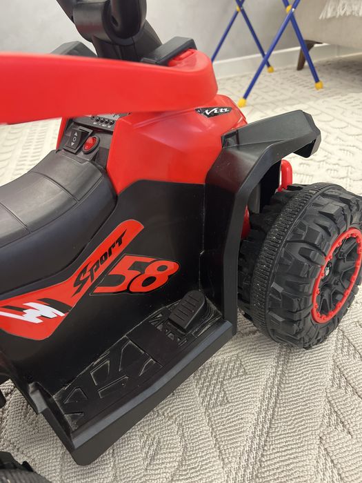 Машинка толокар