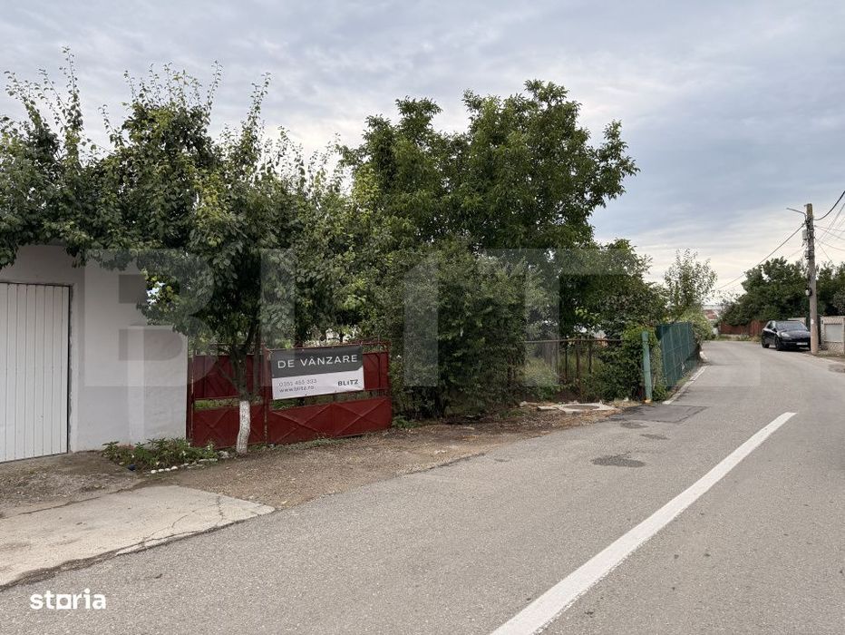 Teren IV 1.308 mp, cu casa veche si grajd, dubla deschidere, zona Prea