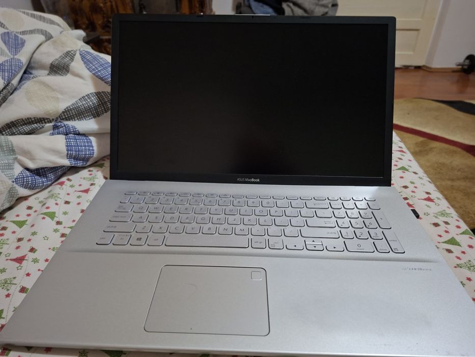 ASUS VivoBook 17 Ryzen 7 3700U 17.3''