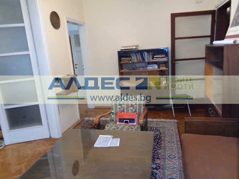 Продава се Тристаен апартамент в София, Яворов - 90 кв.м за 3323 €/кв.м - Снимка #8