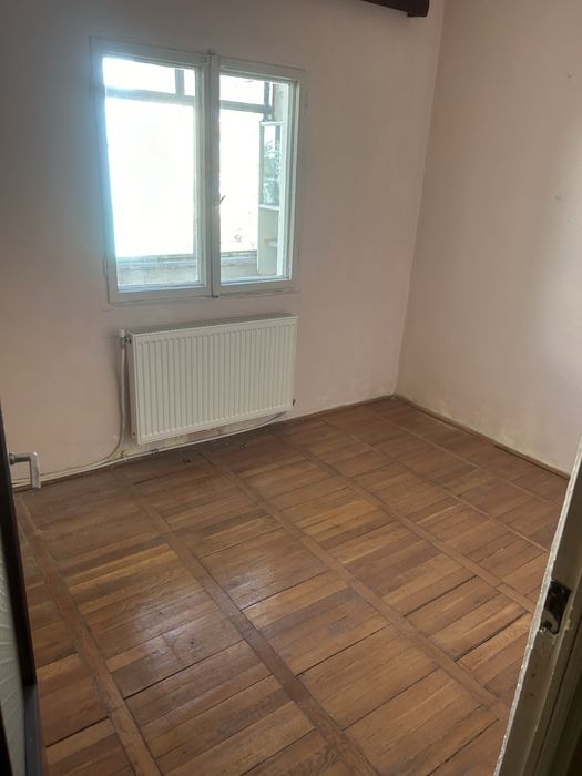 Vand apartament 4 camere