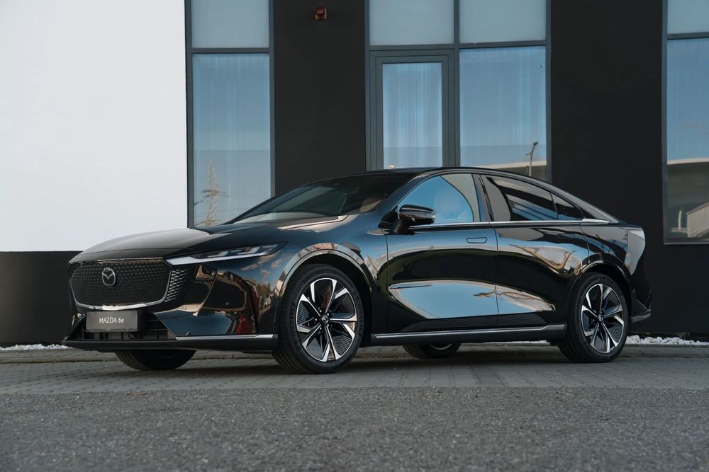 Mazda 6e