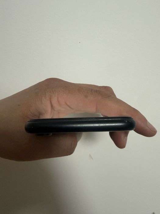 Продам Iphone xr 128 гиг