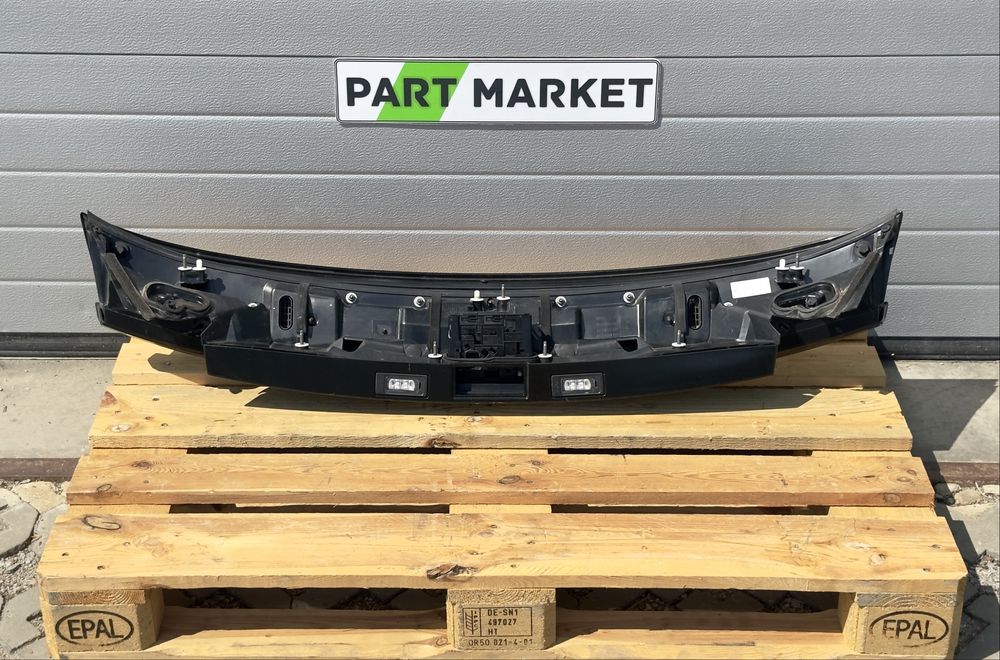 Заден активен спойлер AUDI A7 C7 4G 4G8827086K 4G8827086L 4G8827086M