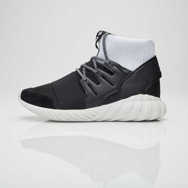 Adidasi Adidas Tubular Doom marimea 43 1/3