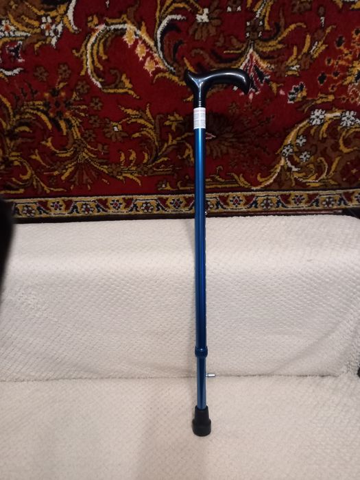 Трость противоскользащий.