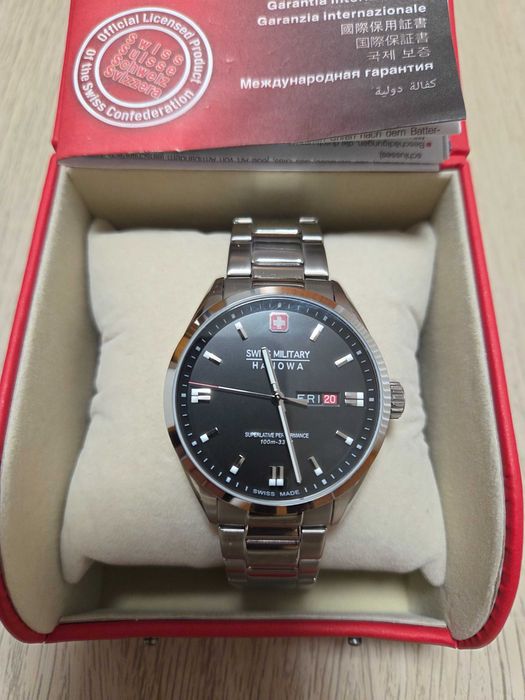 Часовник Swiss Military Hanowa