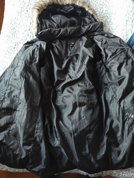 Дамски зимни и пролетни якета